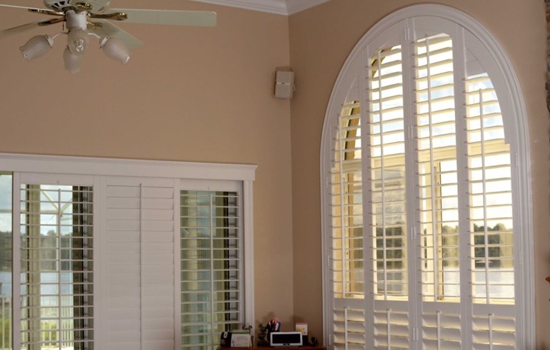 Bakersfield rounded and square costs vary.