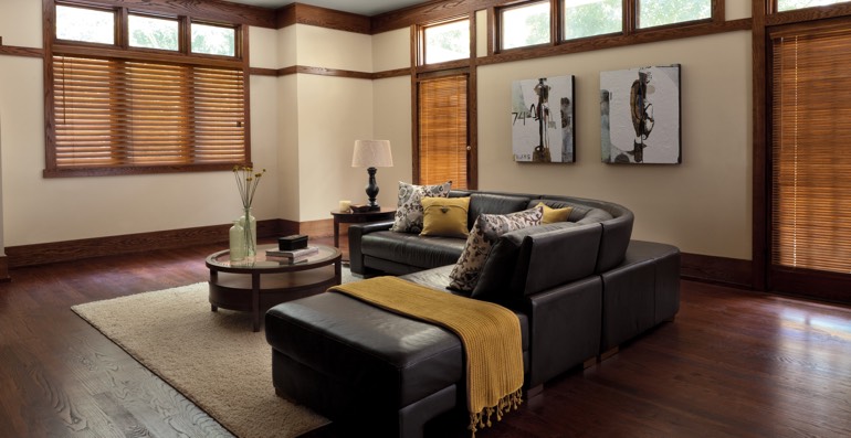 Bakersfield hardwood floor and blinds